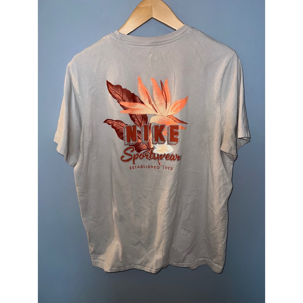 Nike Sportswear Mens Graphic T-Shirt Gray Tropical Floral Palm Tree Size L